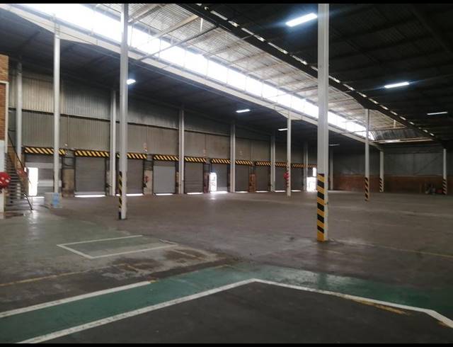 INDUSTRIAL PROPERTY TO RENT IN JET PARK